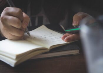 10 Adımda Yurt Dışı Eğitimin Faydaları Nelerdir?